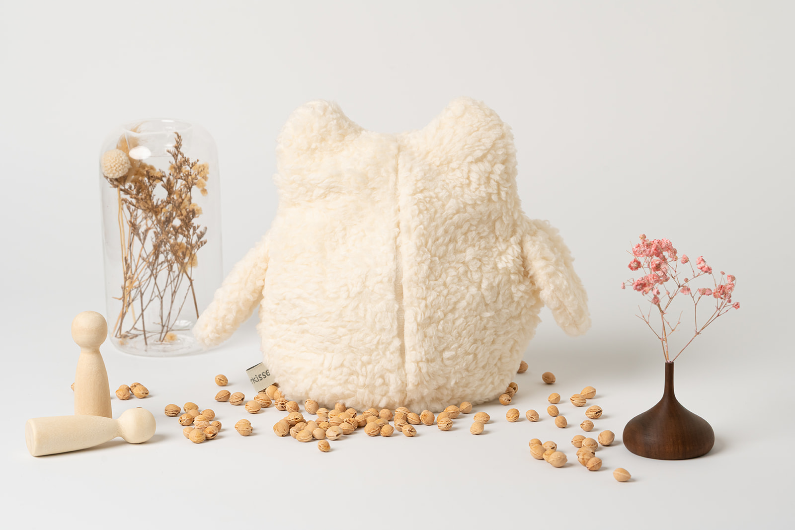Wärmekissen Eule | personalisiert | verschiedene Farben 6 Wärmekissen Eule personalisiert in Farbe creme. Handgefertigt aus Baumwollplüschstoff mit Klettverschluss auf der Rückseite zur Entnahme des Innenkissens.